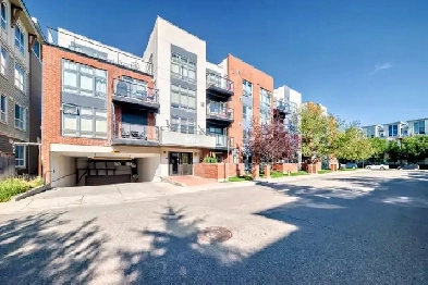Renfrew 1-Bed w/ Private Street Entrance   Adora Image# 3