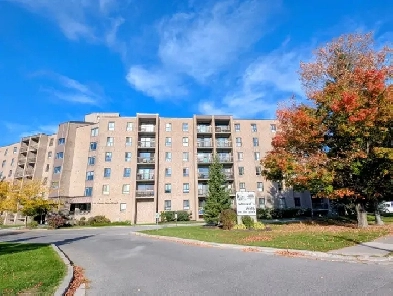 2-Bedroom Condo with Balcony & Parking | Steps to transit&shops Image# 6