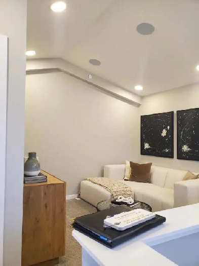 Seton Ridge duplex, brand new, very nice with lots of parking Image# 10