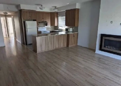 Spacious 3 Bedroom Town – Utilities & A/C Included – Le Plateau Image# 10