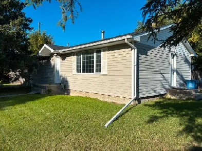 3 Bedroom - 2 Bath Bungalow House for Rent Crestview / Jameswood Image# 1