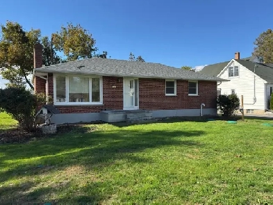 Full Family Home in Ajax– Finished Basement Included Image# 7
