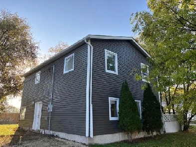 5 Bedroom 2 Bath House for Rent in Stonewall MB Image# 2