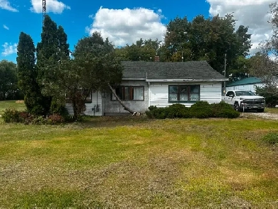 3 Bedroom Country house Image# 4