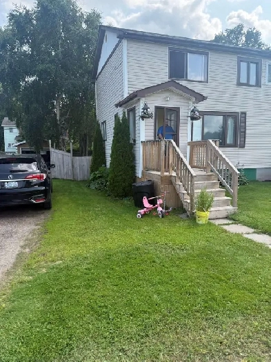 FOR RENT- 38 Brompton, Red Rock Image# 1