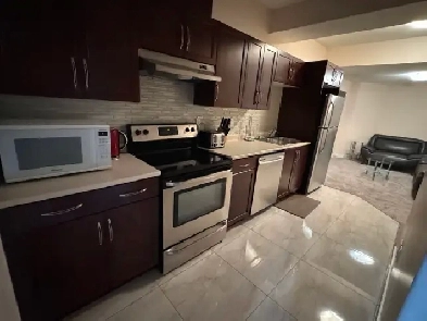 Fully Furnished 2-Bedroom Legal Basement Suite – Parsons Creek Image# 3