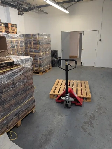 Entrepôt a louer Image# 1