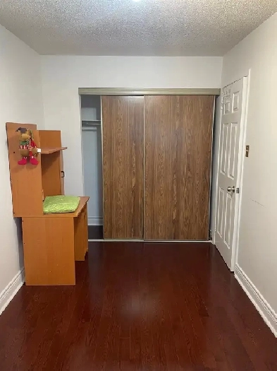 2 Rooms for Rent – $800/month each  (No Parking) Image# 1