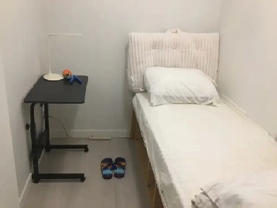 A cozy furnished bedroom/den-female-Nov. 1st (Downtown Vancouver Image# 8