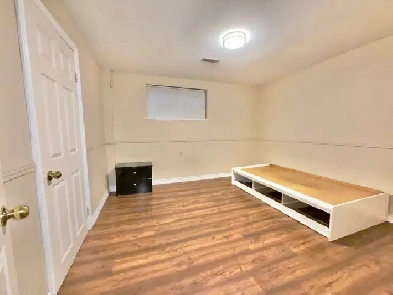 room for rent Image# 5