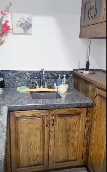 Room for rent near Oshawa Durham College and Ontario Tech Image# 1