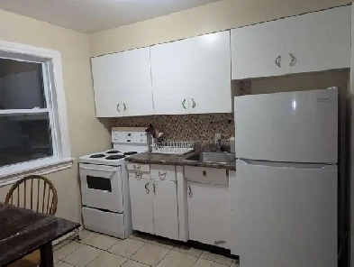 South End 2 Bedroom Apartment Image# 3