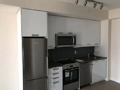 Downtown Toronto 1 Bedroom   Den Condo – 99 John St / King & Joh Image# 1