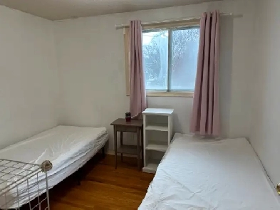 MOHAWK STUDENT FENNEL CAMPUS  ROOM For rent for girl in girls o Image# 6