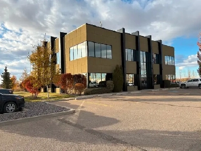 Individual Office Space for Rent (Boardroom, Reception Included) Image# 1