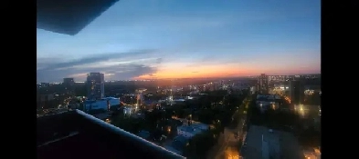 Room Available to Take Over Lease – The Pinnacle, 24th Floor! Image# 7
