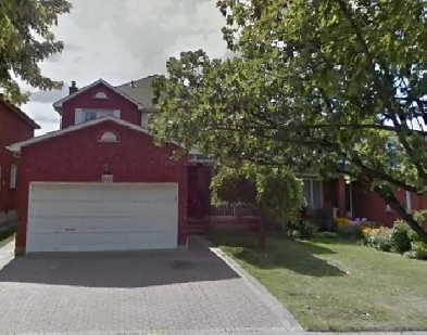 Single Room Available in Mississauga for a Girl Image# 1