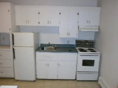 1 Bedroom 204 Dorchester Ch'town 840/Month Image# 3