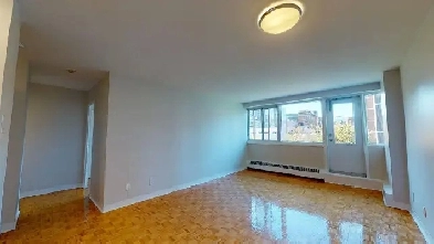Apartment for Rent at 235 Sherbrooke, Downtown Image# 2
