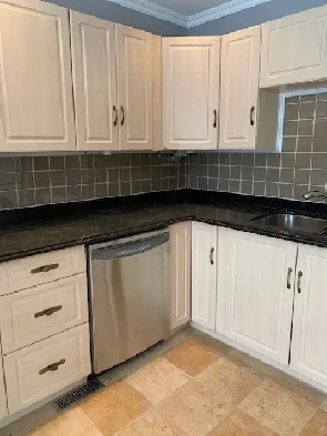 3 Bedroom Main Floor Apt - Great Location! All inclusive rent Image# 1