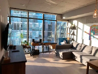 Spacious 1 Bedroom in Flatiron Loft Leslieville: $2300 November Image# 1