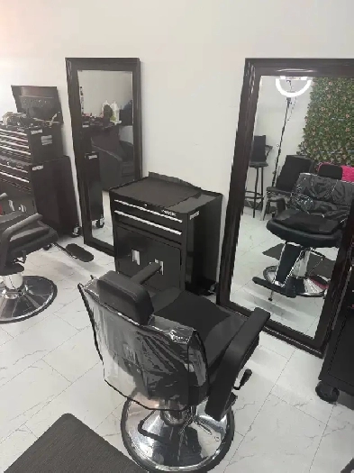 Hair Stylist chair for rent Mississauga Image# 1