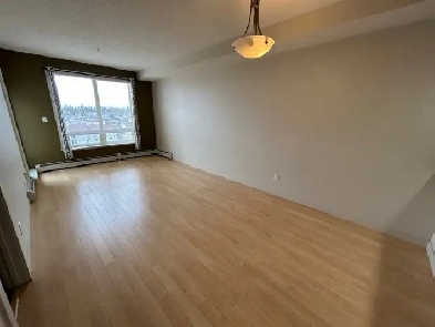 2608-135B Sandpiper Rd Image# 7