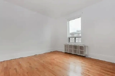 Private Room for Rent for Men Image# 1