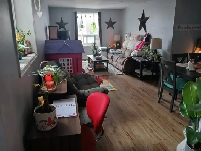 2BR apartment Downtown Pembroke Image# 9