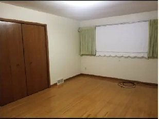 Beautiful Detached House Available for Rent in Niagara Falls Image# 1