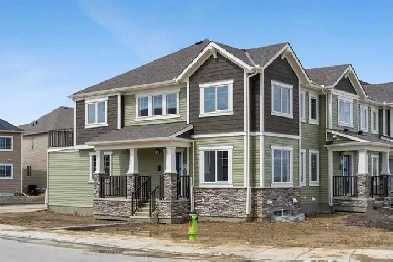 3 bed   3 bath TownHouse with attached Double Garage, Calgary NE Image# 1