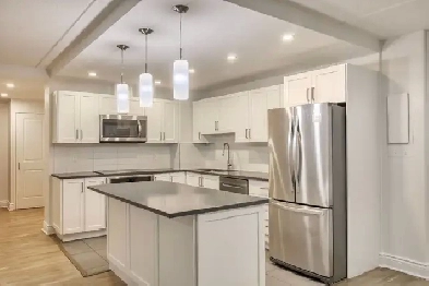 renovated 3-bedroom apartment in Westmount - ID 2886 Image# 1