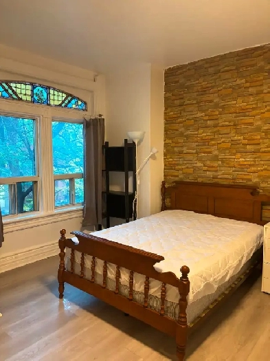 Core Downtown Toronto, $1,550 per month, available November 1. Image# 1