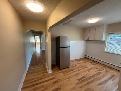 2 Bedroom Apartment near Niagara Falls hospitality district Image# 1