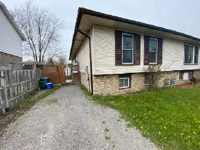 3 Bedroom Semi in Thorold Image# 1
