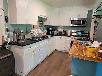 HOUSE FOR SALE 3   1 BEDROOM Image# 12