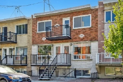 Grand 4 1/2 avec salon double Image# 1