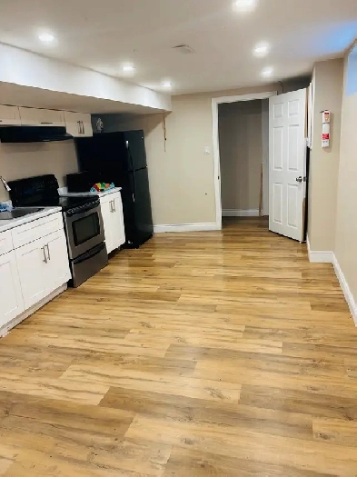 basement for rent Image# 6