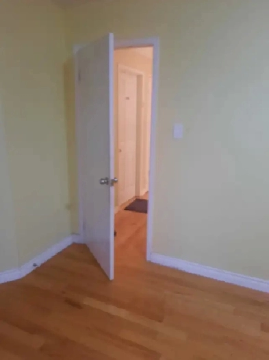 Rooms for Rent in Scarborough – $550 to $1,200 (Utilities & Park Image# 1