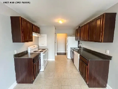 (AVAILABLE) Centrally Located 2 BEDS / 1 BATH Apartments in M Image# 1