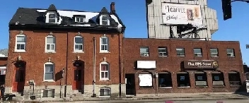 2 Bedroom STUDENT RENTAL Image# 1