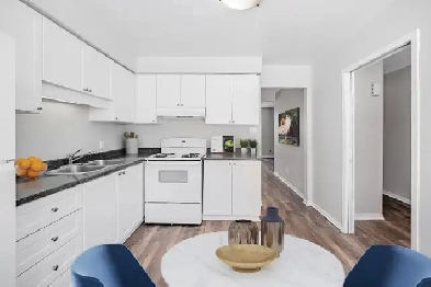 3 Bedroom Townhouse Apartment for Rent - South London Image# 1