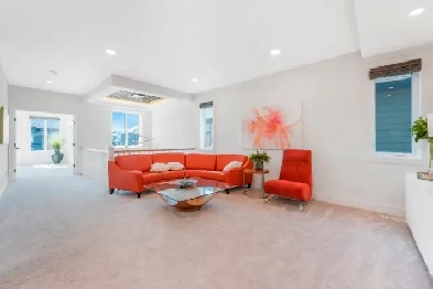 Beautiful Showhome in Jagare Ridge For Rent!! Image# 1