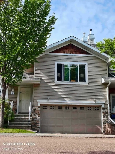 Furnished Bdrm w LivRm n Bathrm in SW Edmonton Image# 1