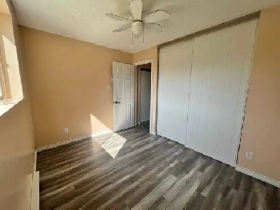 Two Bedroom Apartment Available for Rent December 1st Image# 1