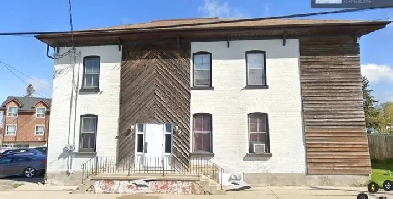 Country Living—2 Bedroom townhome in Baden Image# 1