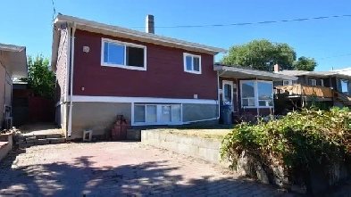 252 Oak Road Image# 1