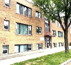 $1337/month- 2 Bedroom/1 Bath apartment in Corydon Village Image# 1