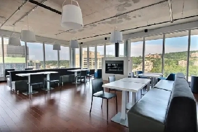 Promotion rent $1500 for Big 3 1/2 Condo in downtown Montreal Image# 1