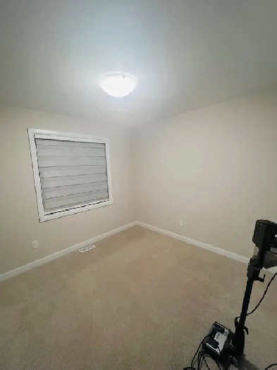 Private room available for a girl kanata (Indian only) Image# 3